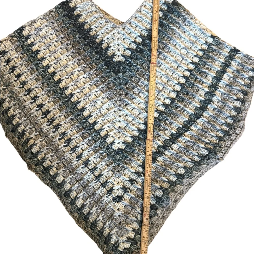 Handmade Cozy Crochet Poncho in Neutral Tones - Picture 4 of 5